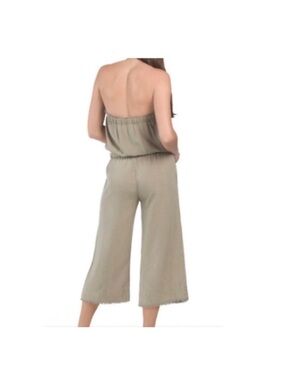 ⭐️5FOR$25⭐️. Cloth & Stone Strapless frayed Wide Leg Cropped Jumpsuit
